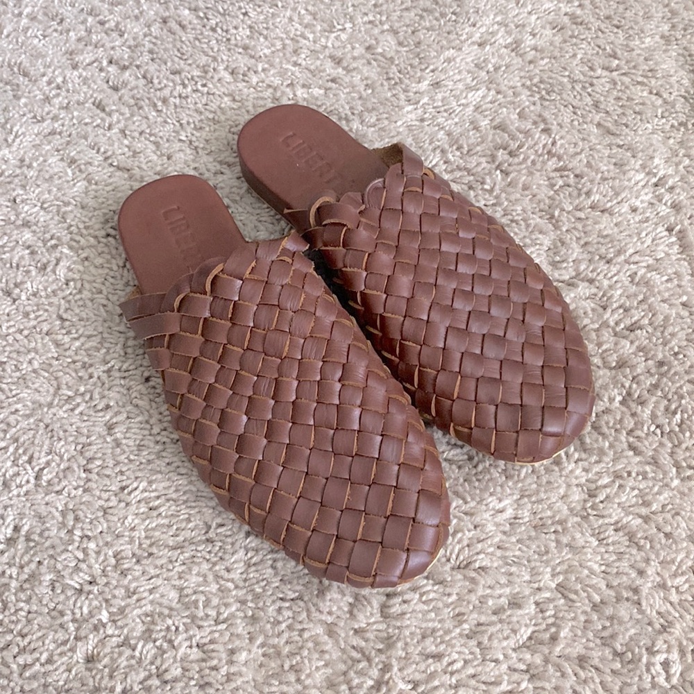 Liberte Prague chocolate brown woven leather mules slides 38